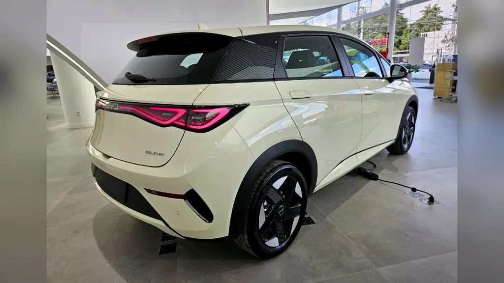 BYD Dolphin - Imagem 3