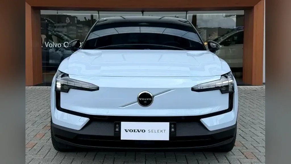 Volvo EX30 - Imagem 2