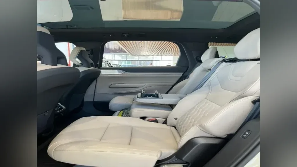 Volvo Ex90 - Imagem 6