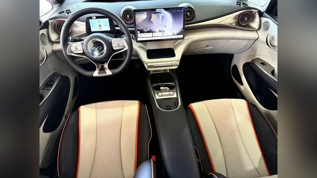 BYD Dolphin - Imagem 8