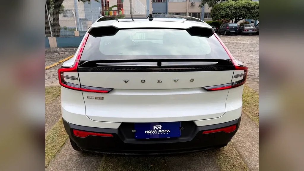 Volvo Ec40 - Imagem 6
