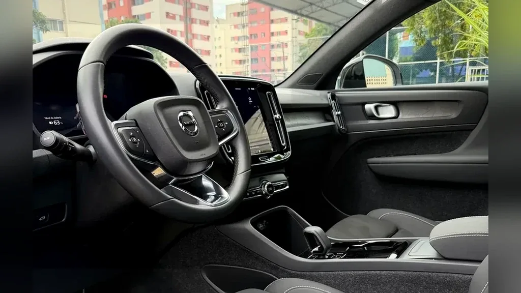 Volvo Ec40 - Imagem 9