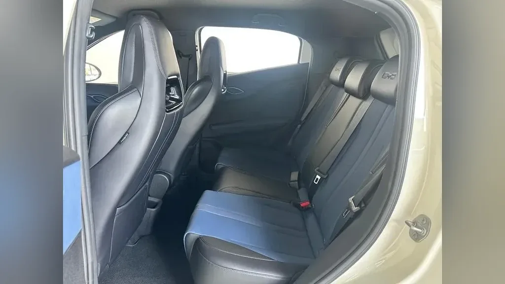 BYD Dolphin - Imagem 12