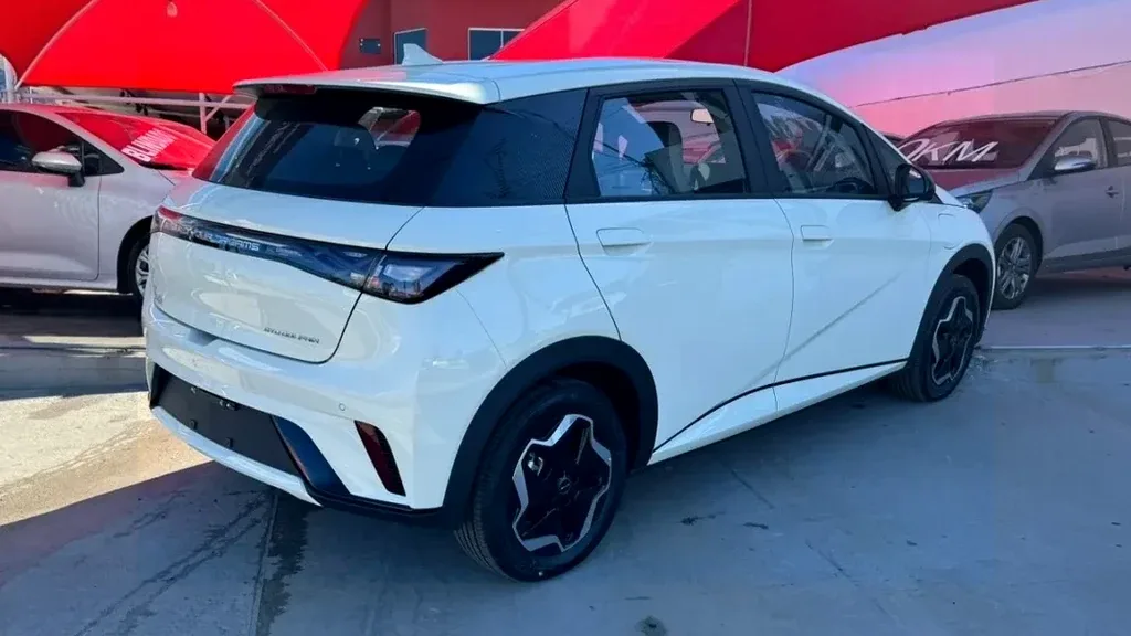 BYD Dolphin - Imagem 8