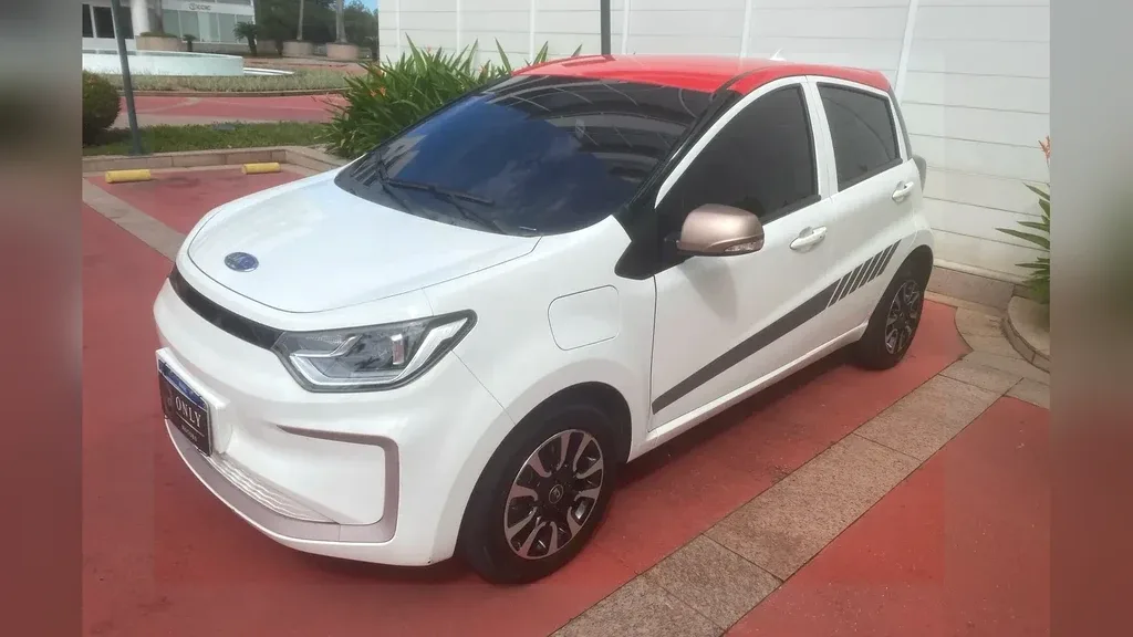 JAC E-JS1 - Imagem 2