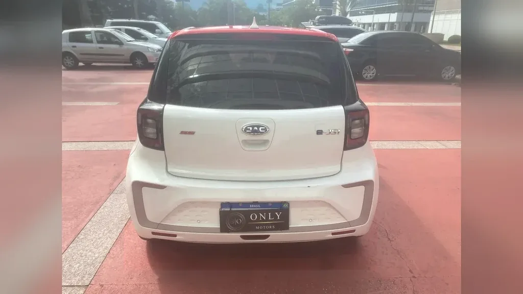 JAC E-JS1 - Imagem 7