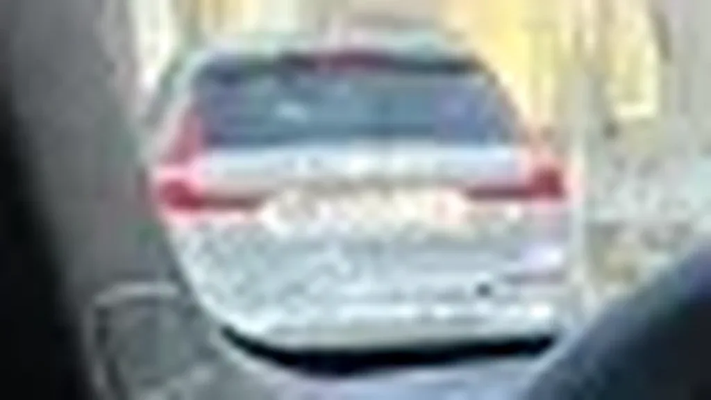 Volvo XC40 Recharge - Imagem 12