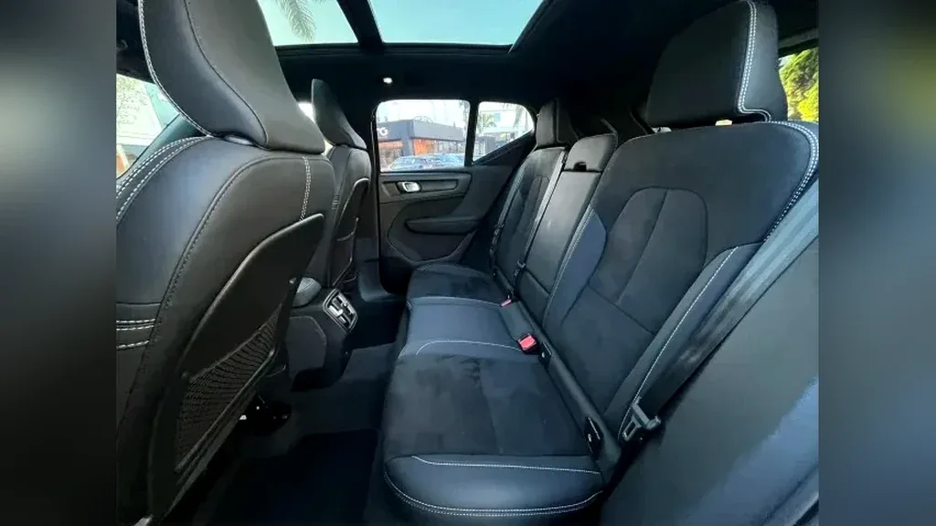 Volvo XC40 Recharge - Imagem 15