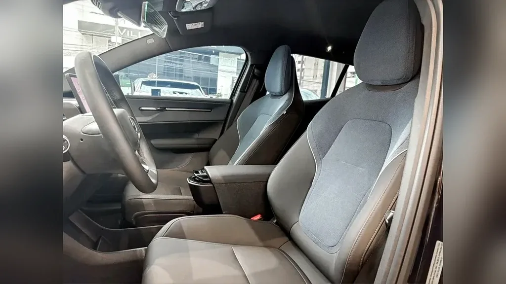 Volvo EX30 - Imagem 6