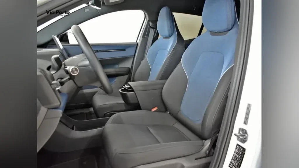 Volvo EX30 - Imagem 8