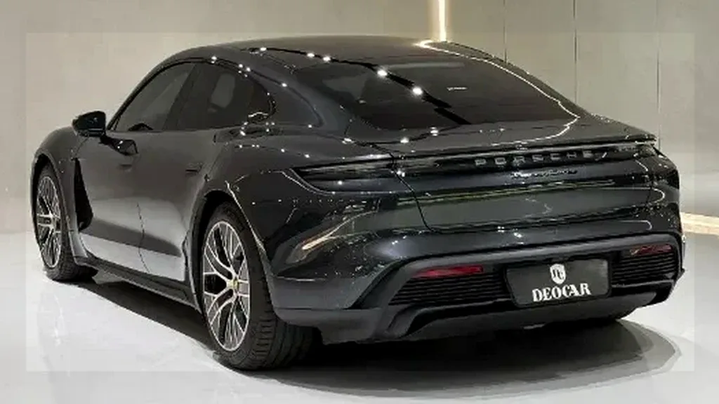 Porsche Taycan - Imagem 4