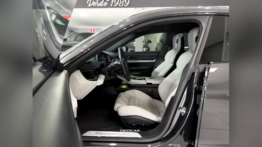 Porsche Taycan - Imagem 8