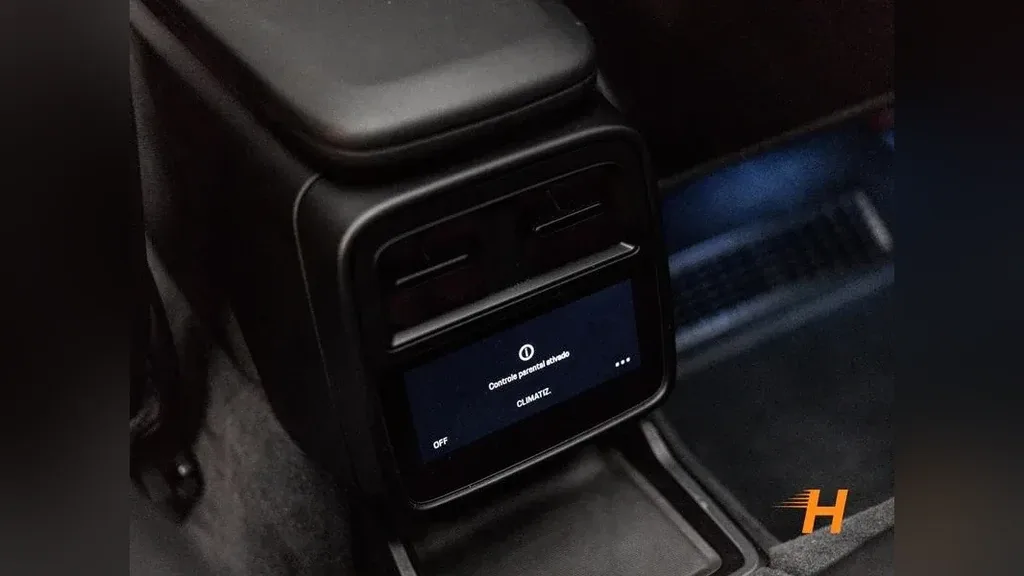 Porsche Taycan - Imagem 10