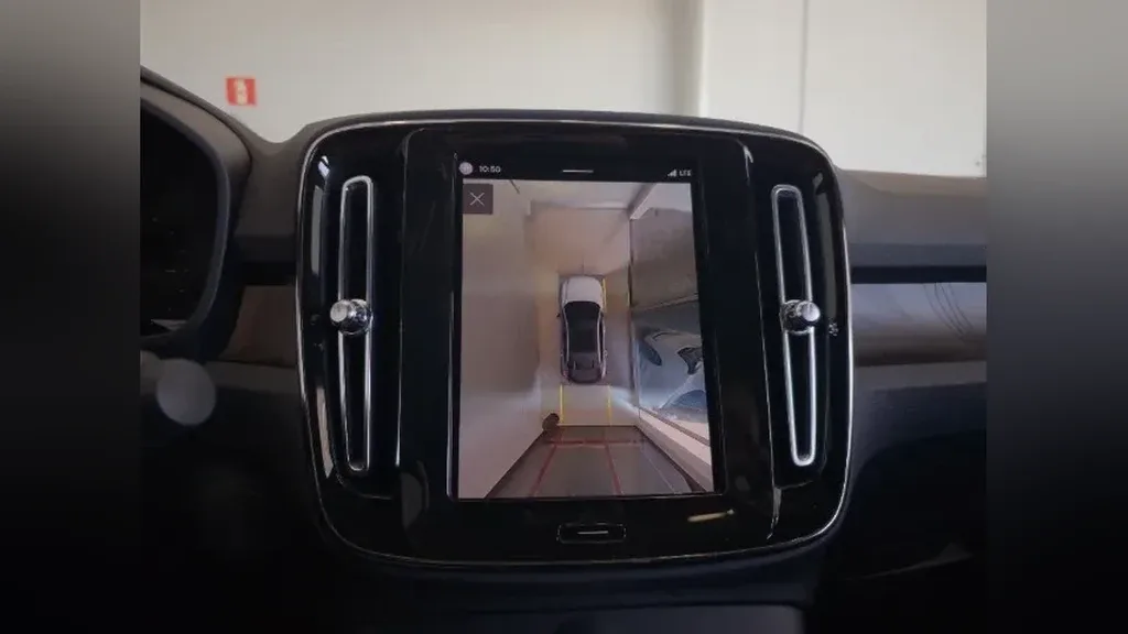 Volvo C40 Recharge - Imagem 8