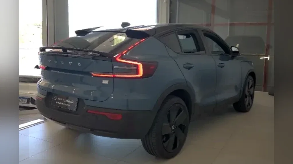 Volvo C40 Recharge - Imagem 11