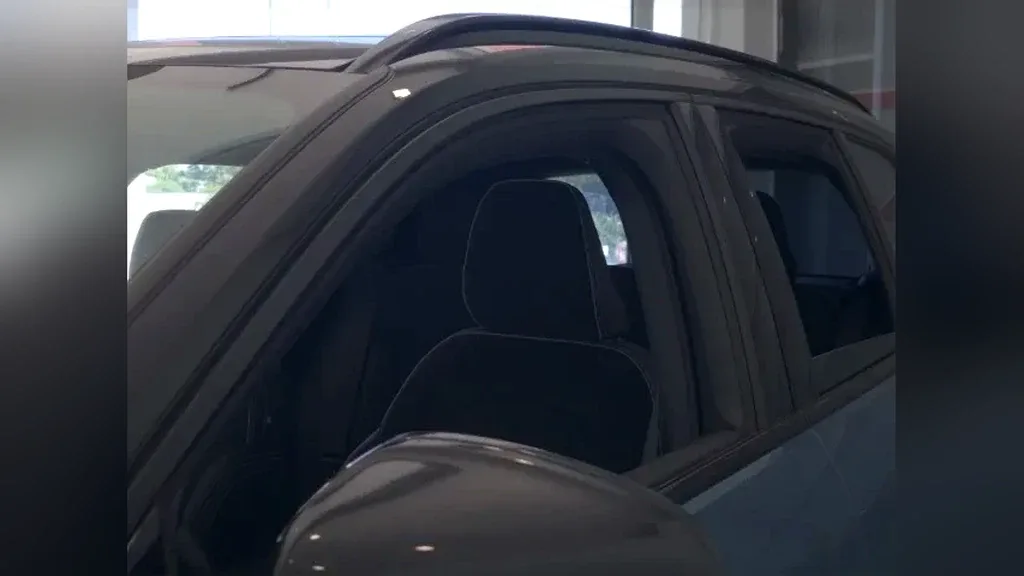 Volvo XC40 Recharge - Imagem 10