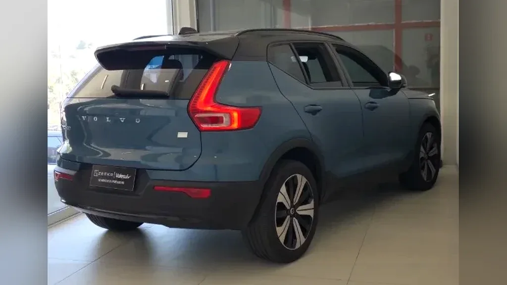 Volvo XC40 Recharge - Imagem 11