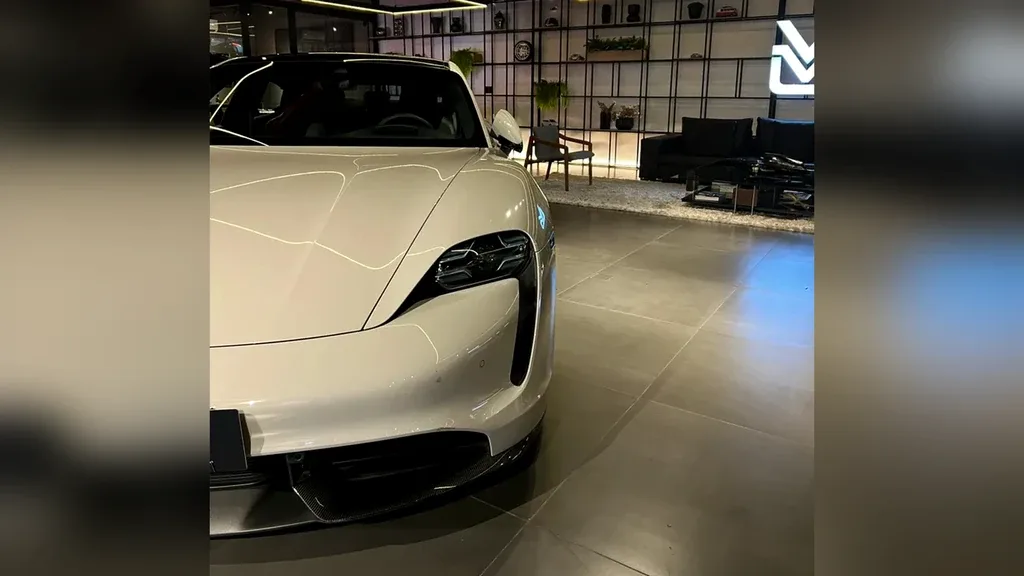 Porsche Taycan - Imagem 3