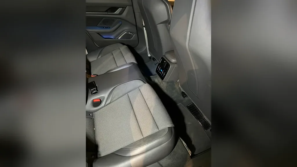 Porsche Taycan - Imagem 11