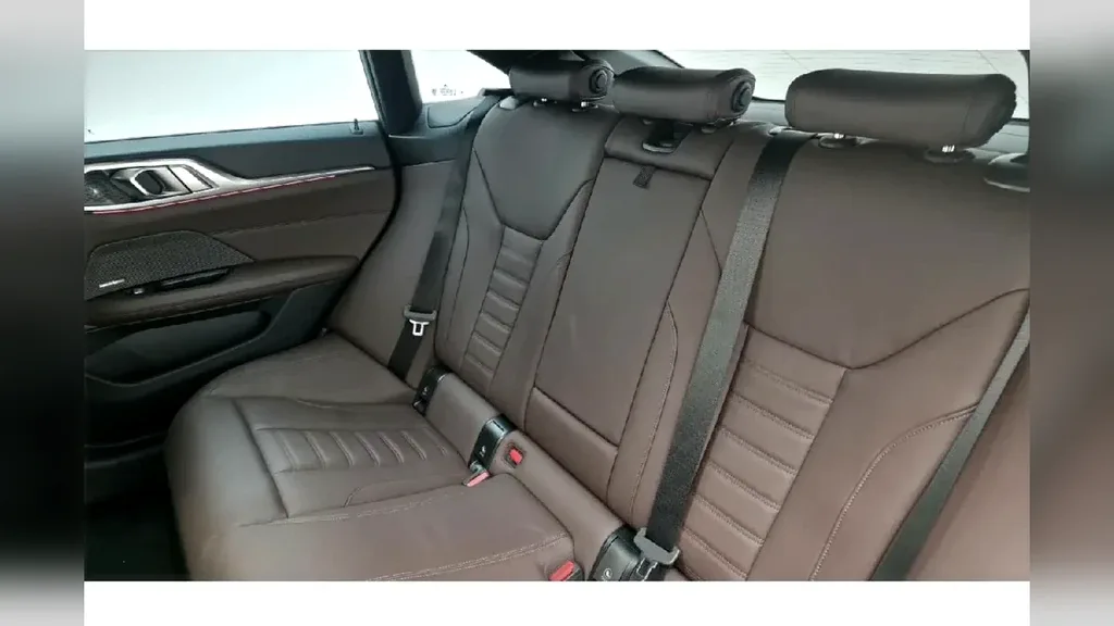 BMW I4 Edrive40 - Imagem 14