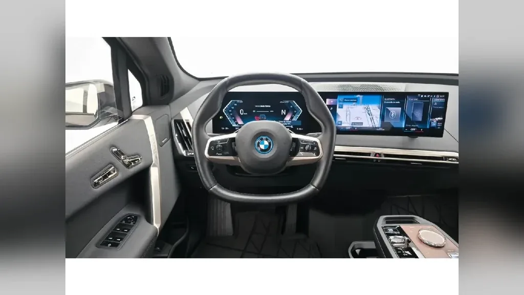 BMW Ix - Imagem 11