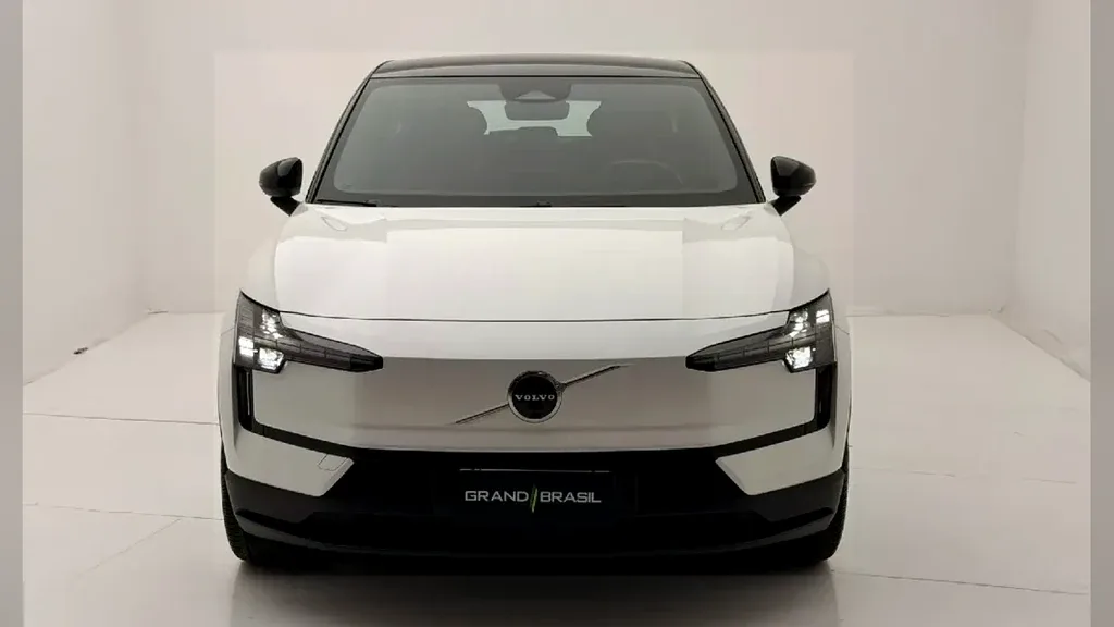 Volvo EX30 - Imagem 2