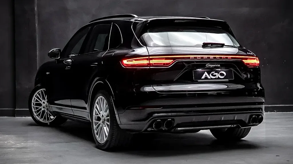 Porsche Cayenne E-hybrid - Imagem 6