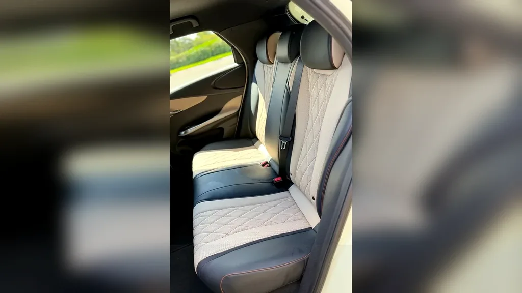 BYD Dolphin - Imagem 9