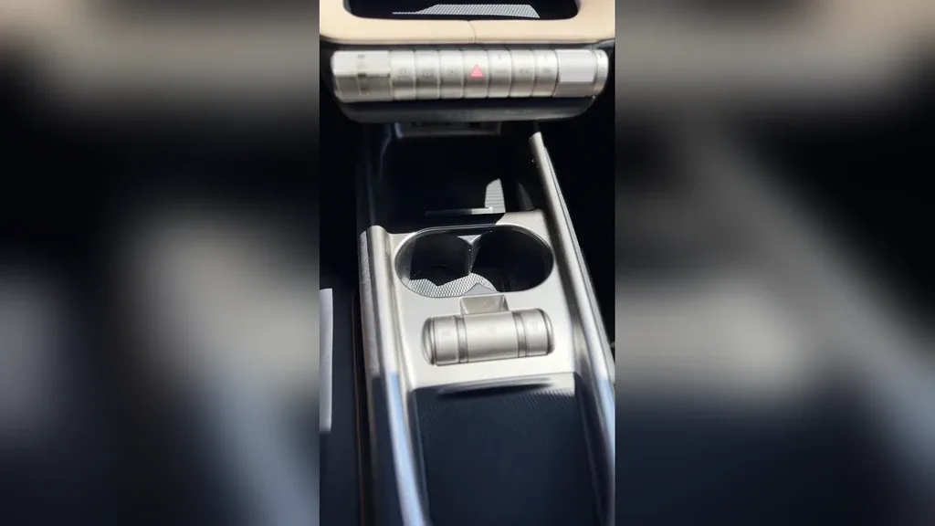 BYD Dolphin - Imagem 13