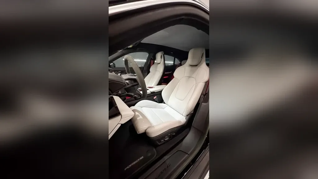 Porsche Taycan - Imagem 7