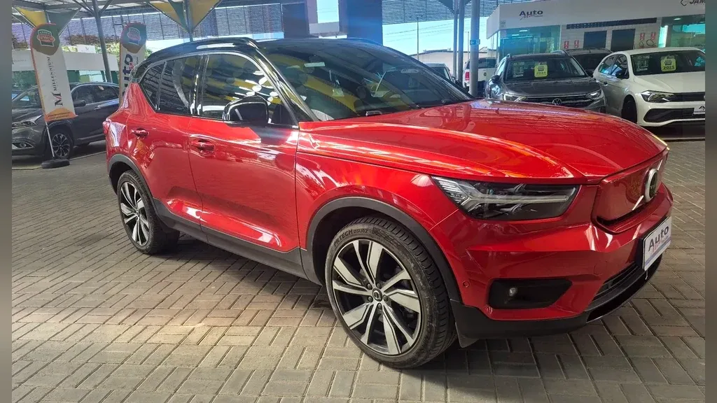 Volvo XC40 Recharge - Imagem 3