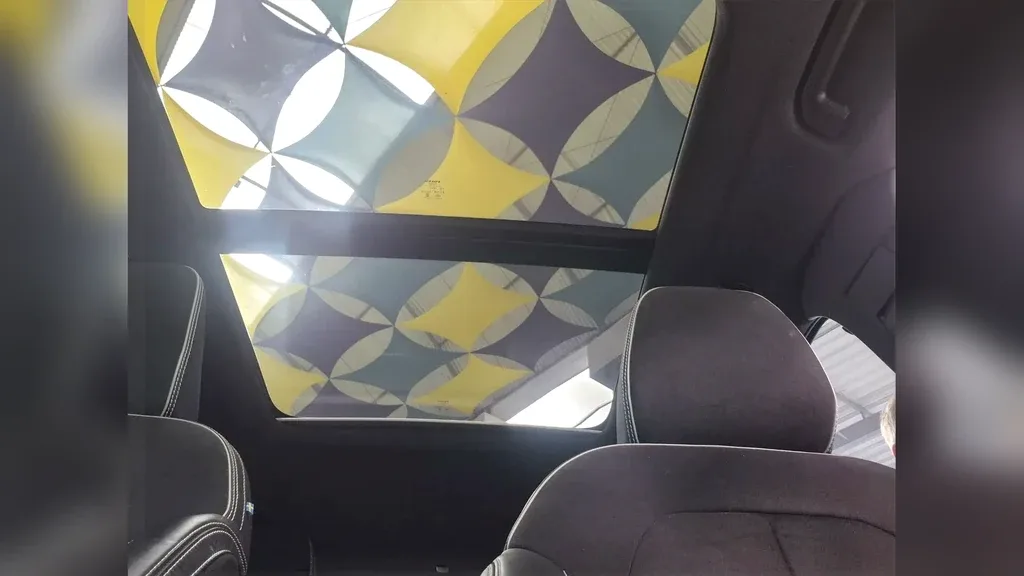 Volvo XC40 Recharge - Imagem 16