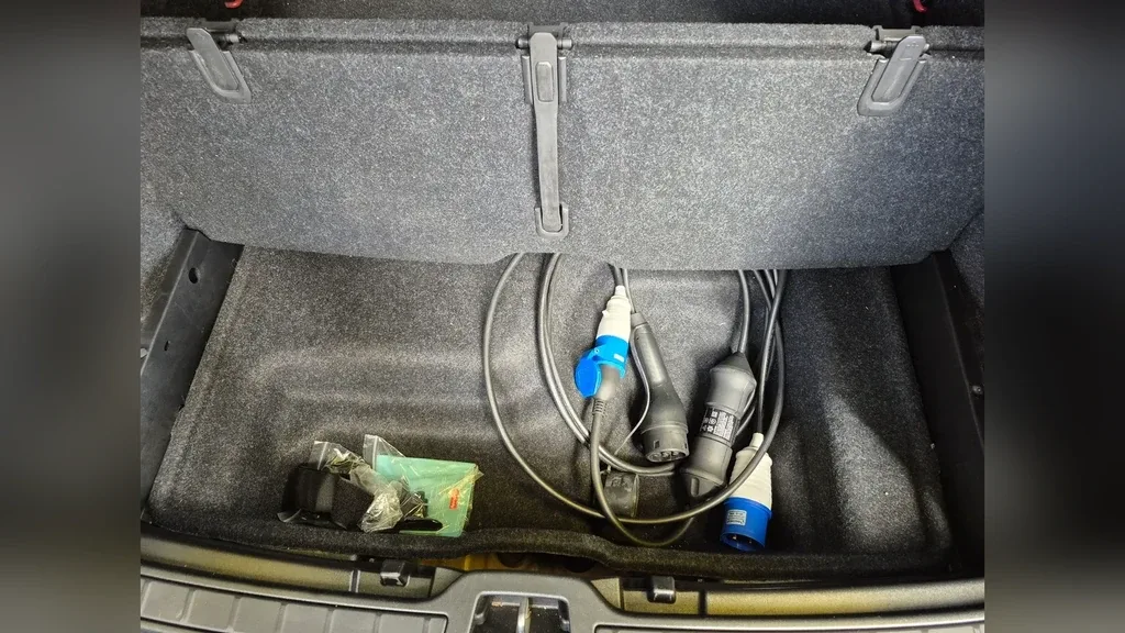 Volvo XC40 Recharge - Imagem 19