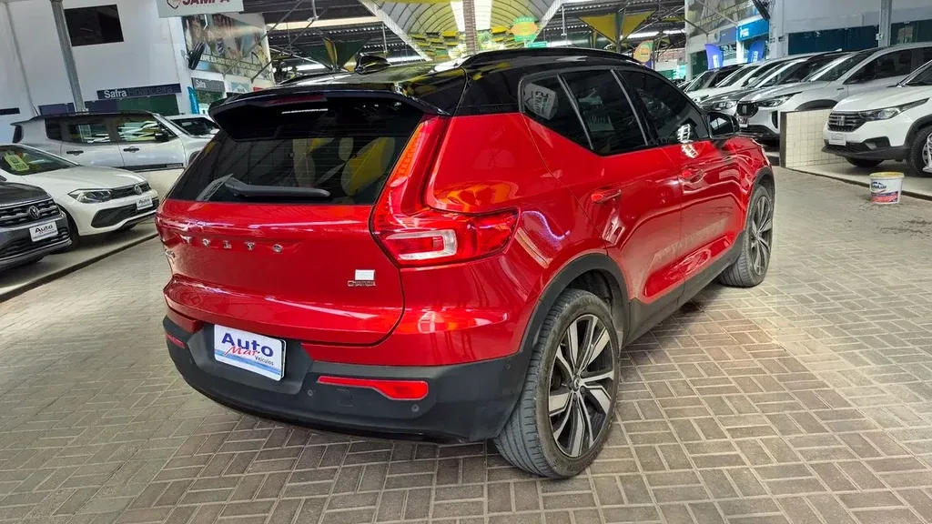 Volvo XC40 Recharge - Imagem 20