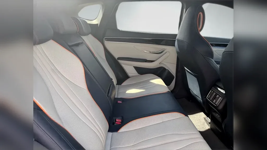 BYD Song Plus - Imagem 13