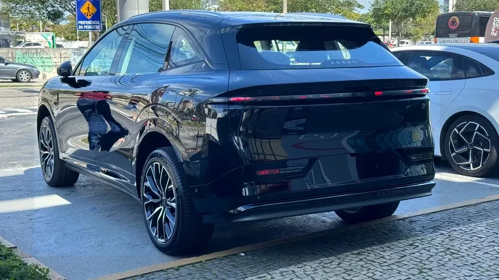 Zeekr 7x - Imagem 4