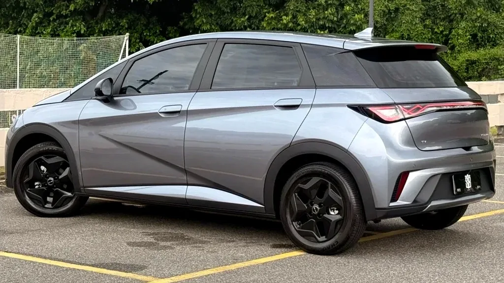 BYD Dolphin - Imagem 4