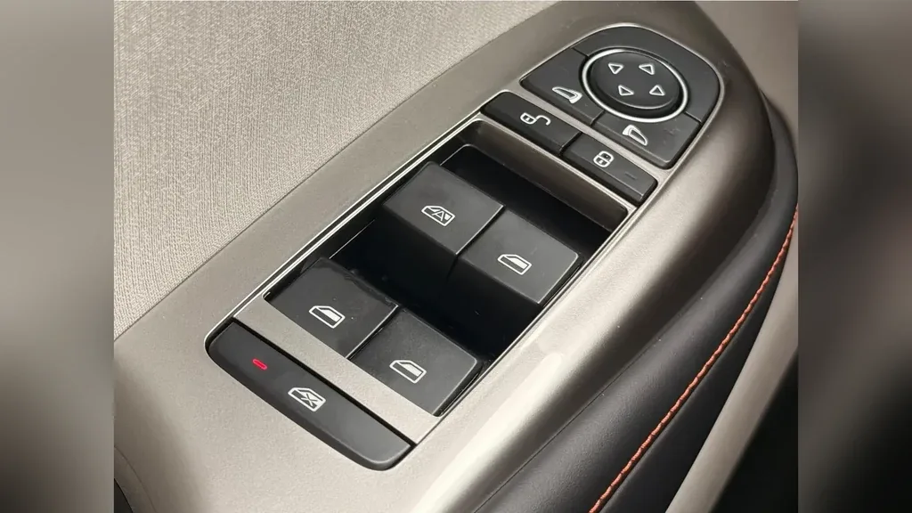 BYD Dolphin - Imagem 16