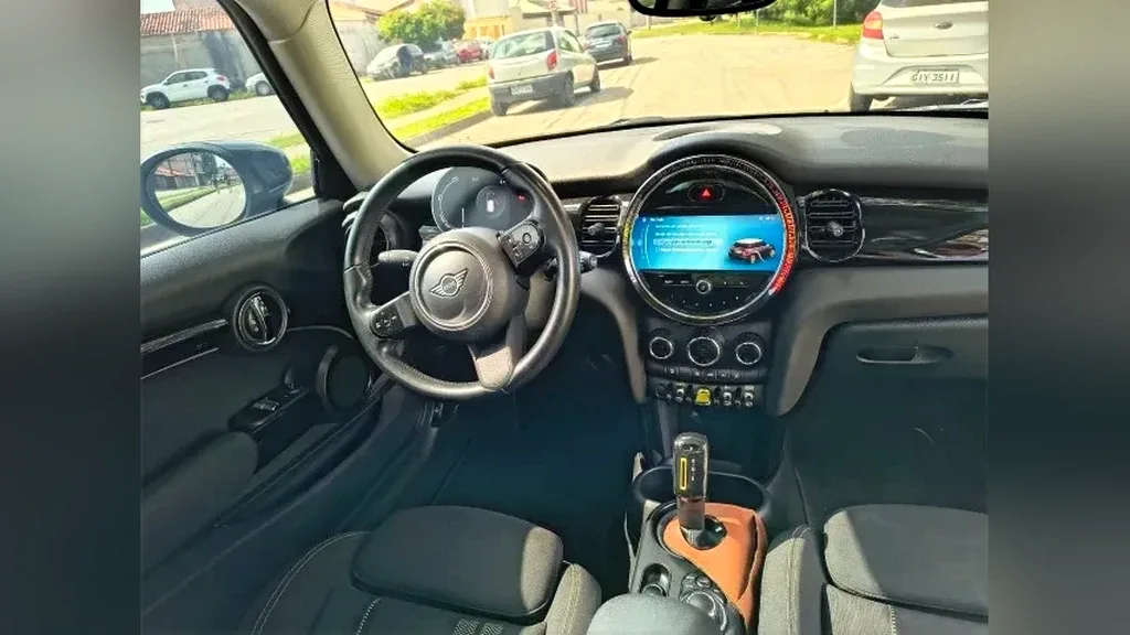 Mini Cooper SE - Imagem 4