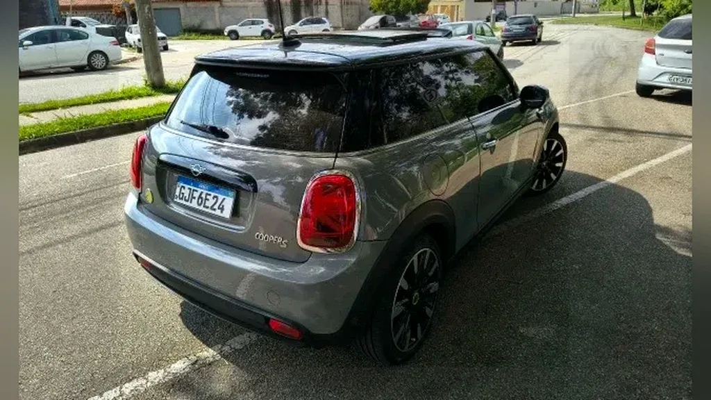 Mini Cooper SE - Imagem 8