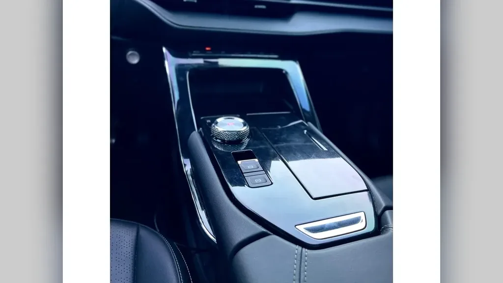 GWM Haval H6 Plug-in Hybrid - Imagem 13