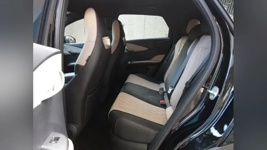 BYD Dolphin - Imagem 12