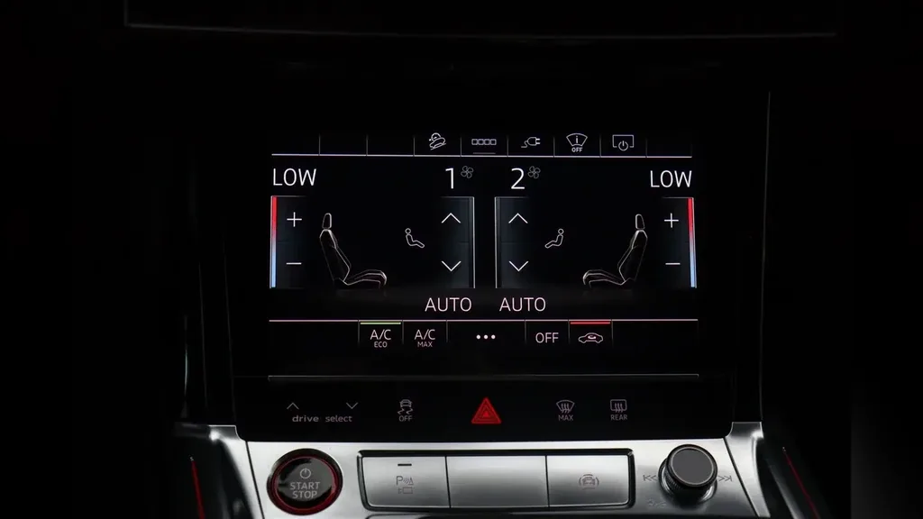 Audi E-tron S Sportback - Imagem 10