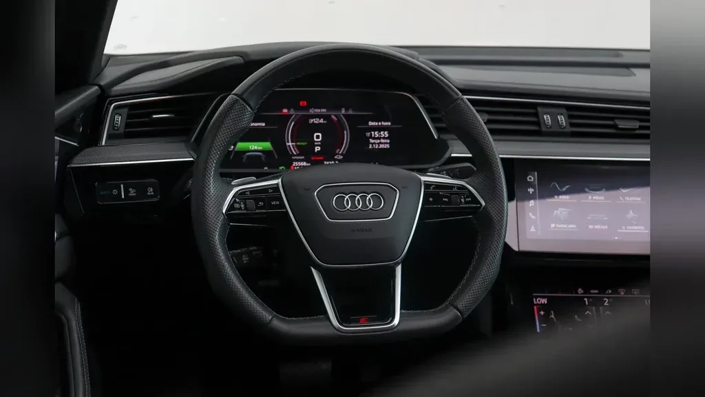 Audi E-tron S Sportback - Imagem 17