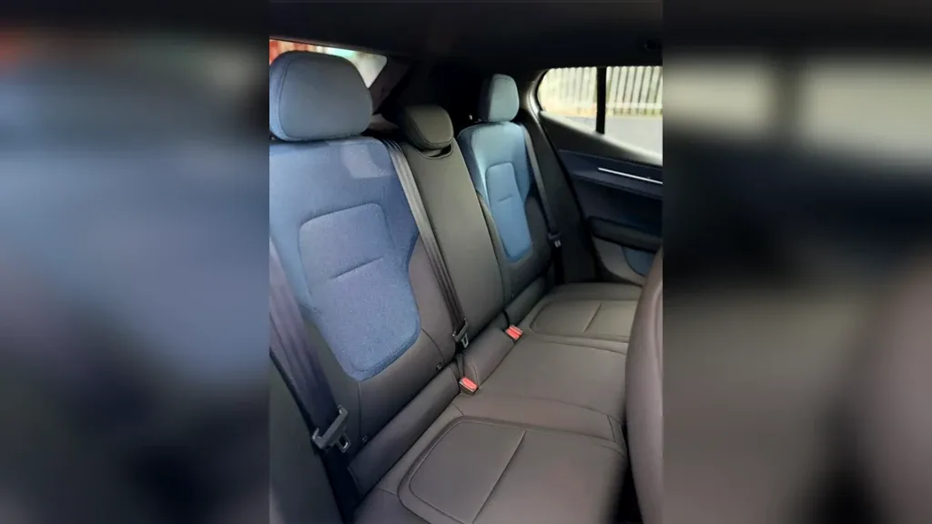 Volvo EX30 - Imagem 5