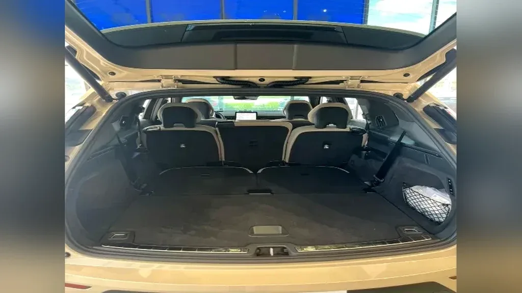 Volvo Ex90 - Imagem 15