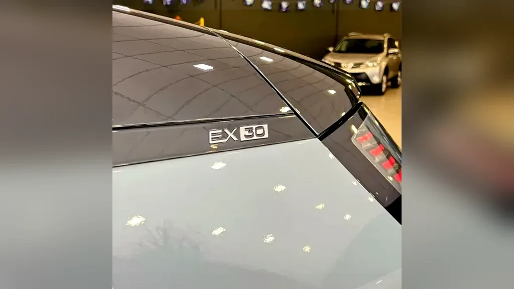 Volvo EX30 - Imagem 18