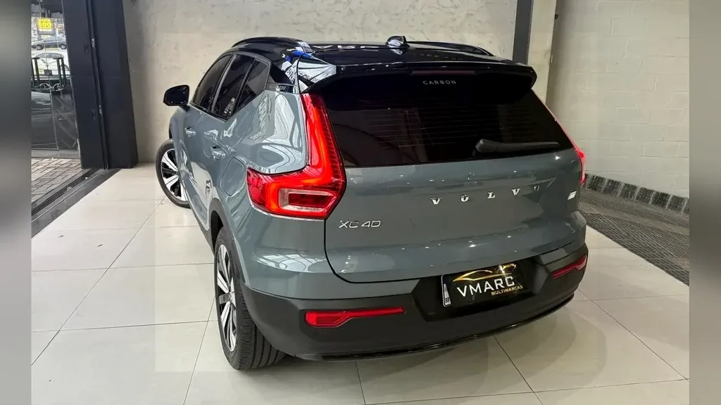 Volvo XC40 Recharge - Imagem 4