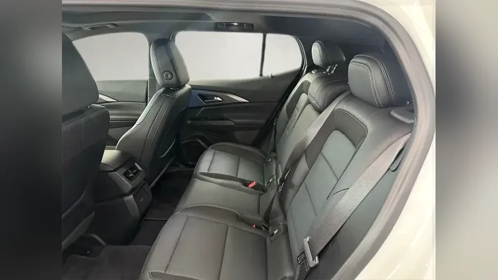 Chevrolet Equinox EV - Imagem 10