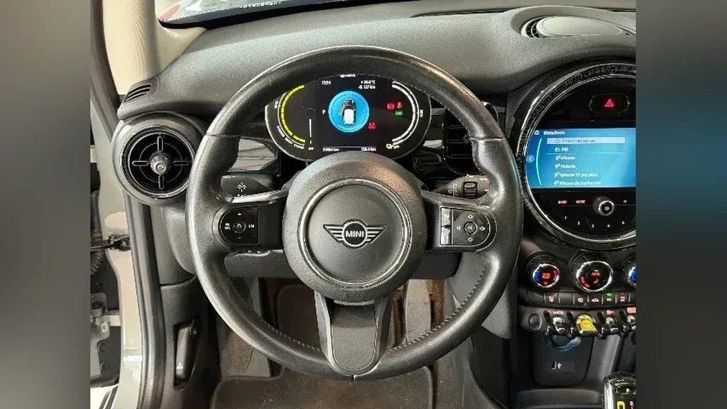 Mini Cooper SE - Imagem 9